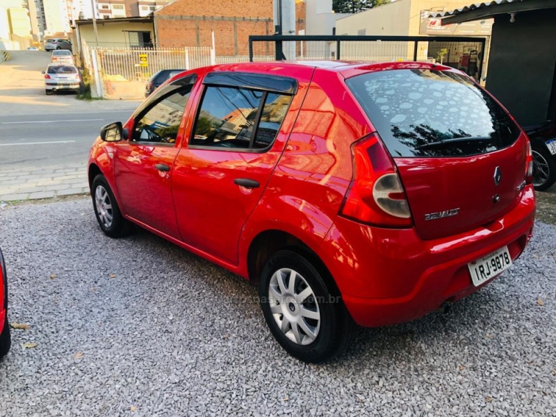 SANDERO 1.0 AUTHENTIQUE 16V FLEX 4P MANUAL - 2011 - CAXIAS DO SUL