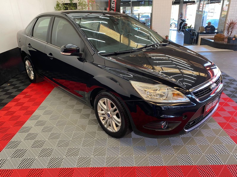 FOCUS 2.0 GLX SEDAN 16V FLEX 4P MANUAL - 2013 - CAXIAS DO SUL