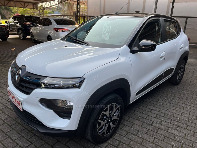 KWID 1.0 12V SCE FLEX INTENSE MANUAL - 2024 - FELIZ