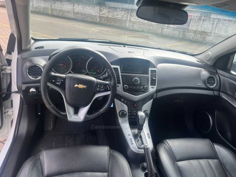 CRUZE 1.8 LT 16V FLEX 4P AUTOMÁTICO - 2012 - VACARIA