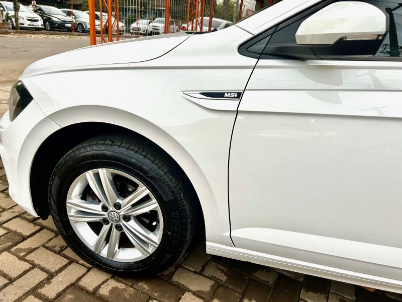 POLO 1.6 MI 8V E-FLEX 4P MANUAL - 2019 - TRêS COROAS