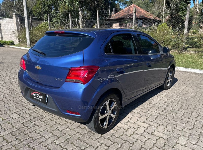 ONIX 1.4 MPFI LTZ 8V FLEX 4P MANUAL - 2019 - CANELA