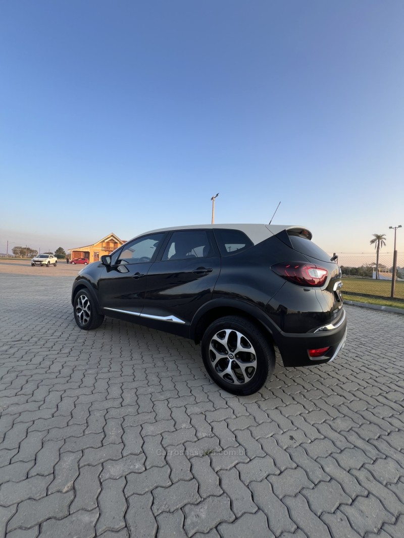 CAPTUR 1.6 16V FLEX INTENSE AUTOMÁTICO - 2018 - ANTôNIO PRADO