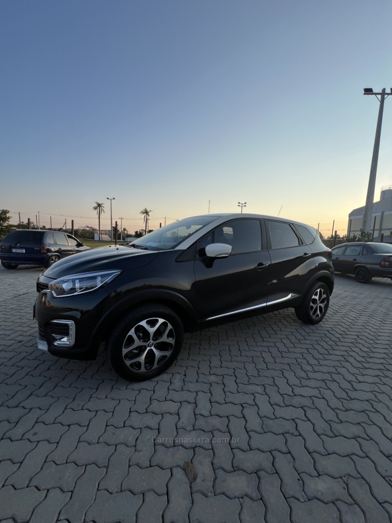 CAPTUR 1.6 16V FLEX INTENSE AUTOMÁTICO - 2018 - ANTôNIO PRADO