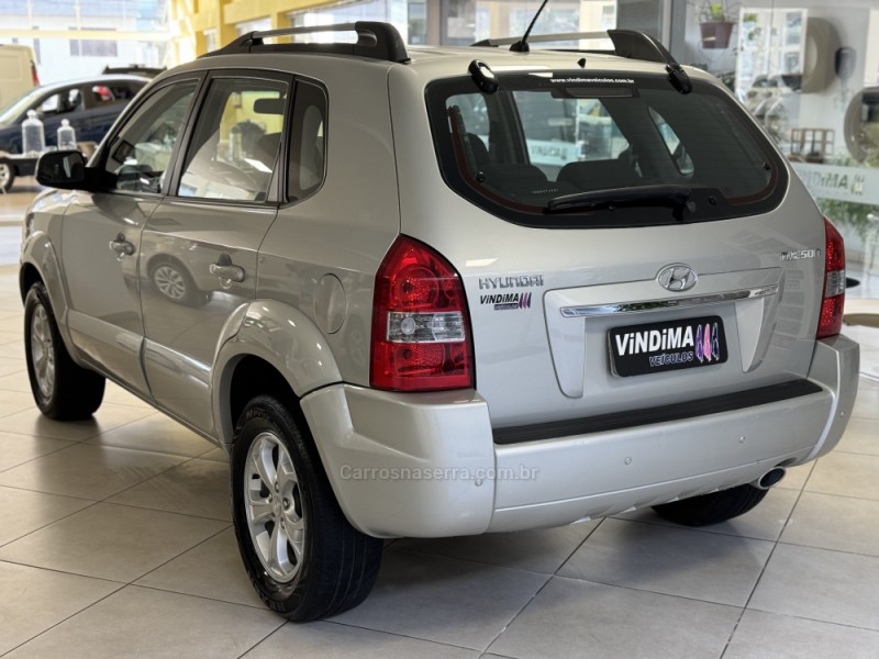 TUCSON 2.0 MPFI GLS 16V 143CV 2WD FLEX 4P AUTOMÁTICO - 2013 - FLORES DA CUNHA