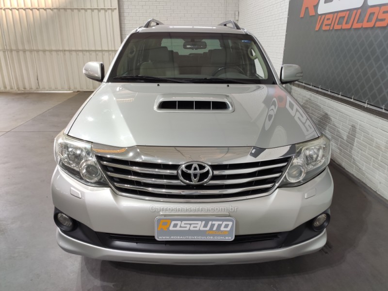 HILUX SW4 3.0 SRV 4X4 7 LUGARES 16V TURBO INTERCOOLER DIESEL 4P AUTOMÁTICO - 2013 - VENâNCIO AIRES