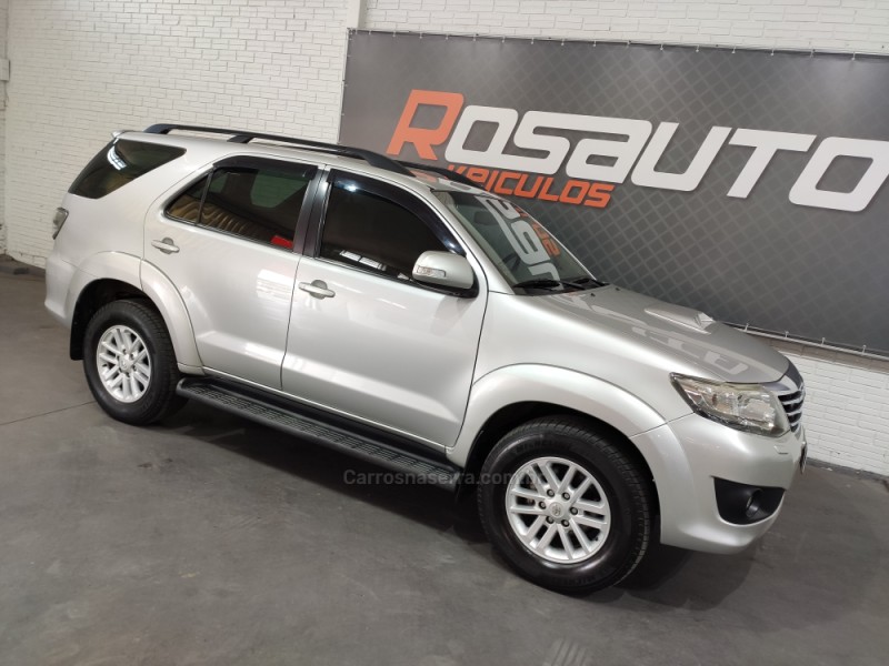 HILUX SW4 3.0 SRV 4X4 7 LUGARES 16V TURBO INTERCOOLER DIESEL 4P AUTOMÁTICO - 2013 - VENâNCIO AIRES