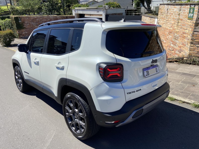 RENEGADE 1.3 S T270 16V TURBO FLEX 4X4 4P AUTOMÁTICO - 2022 - FARROUPILHA