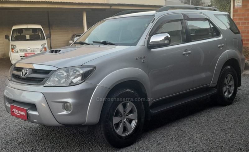 HILUX SW4 3.0 SRV 4X4 16V TURBO INTERCOOLER DIESEL 4P AUTOMÁTICO - 2007 - CAXIAS DO SUL