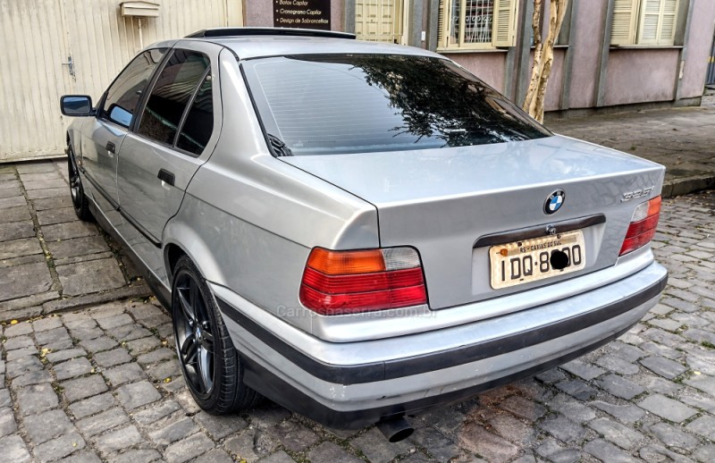 325I 2.5 SEDAN 24V GASOLINA 4P AUTOMÁTICO - 1995 - CAXIAS DO SUL