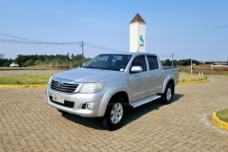 HILUX 2.7 SR 4X2 CD 16V FLEX 4P AUTOMÁTICO - 2014 - LAJEADO