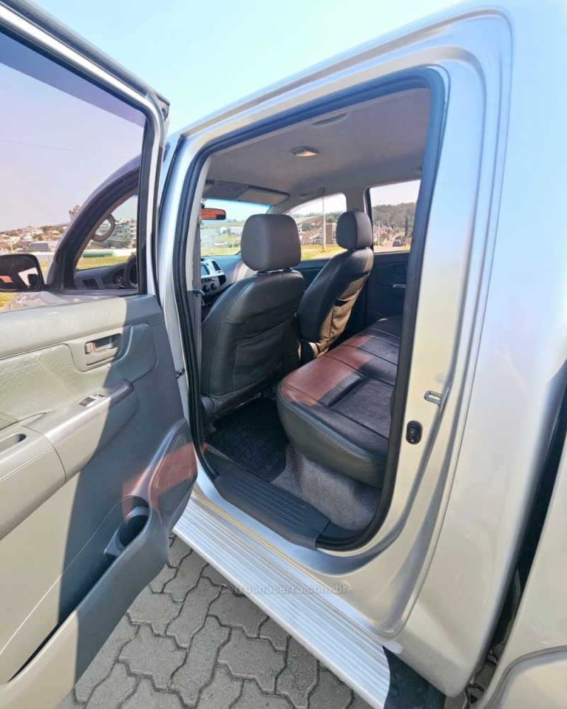 HILUX 2.7 SR 4X2 CD 16V FLEX 4P AUTOMÁTICO - 2014 - LAJEADO