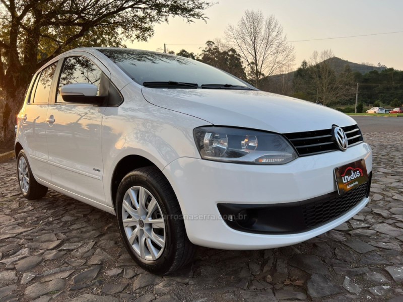 FOX 1.6 MI ITREND 8V FLEX 4P MANUAL - 2014 - DOIS IRMãOS