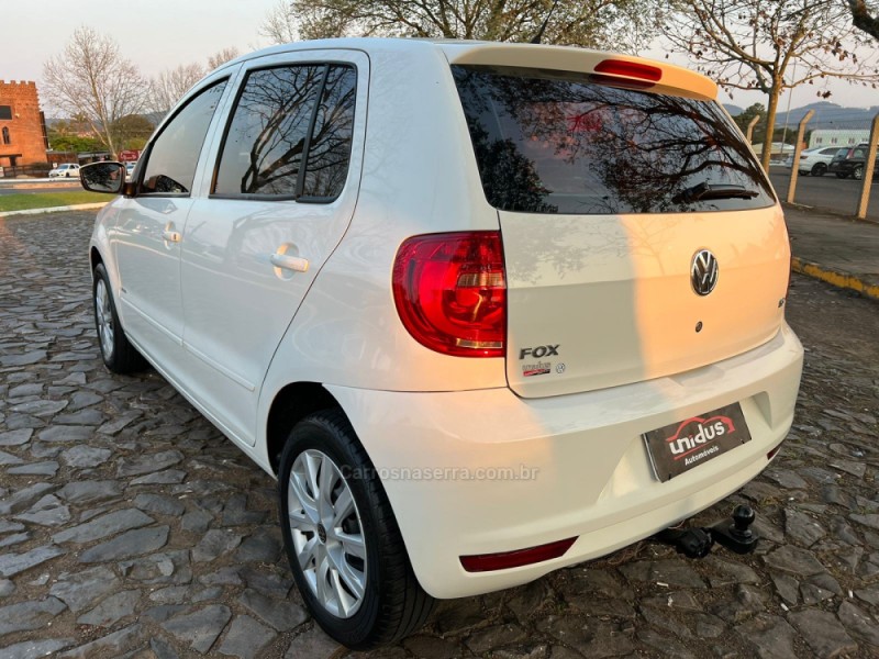 FOX 1.6 MI ITREND 8V FLEX 4P MANUAL - 2014 - DOIS IRMãOS