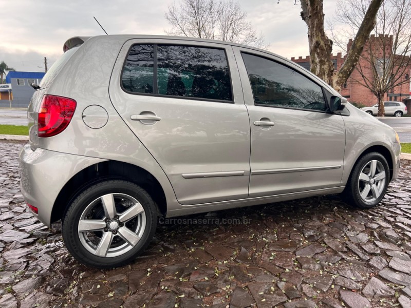 FOX 1.6 MSI TRENDLINE 8V FLEX 4P MANUAL - 2011 - DOIS IRMãOS