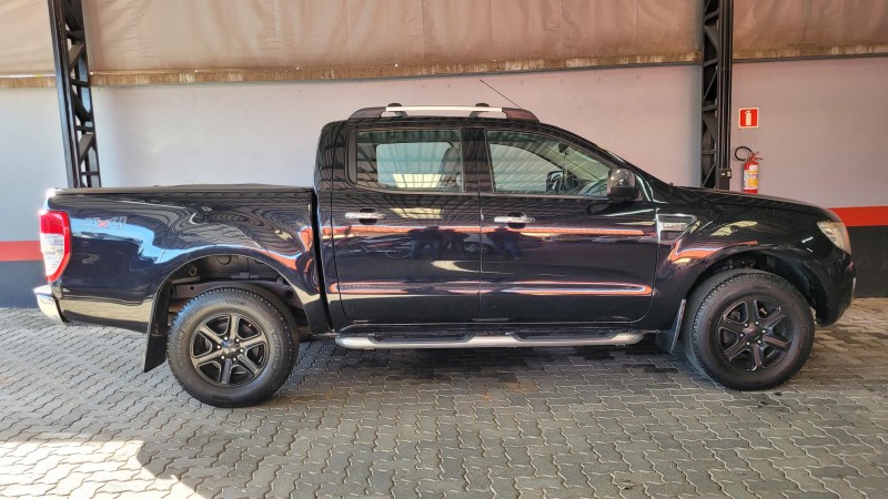 RANGER 3.2 XLT 4X4 CD 20V DIESEL 4P AUTOMÁTICO - 2015 - GARIBALDI