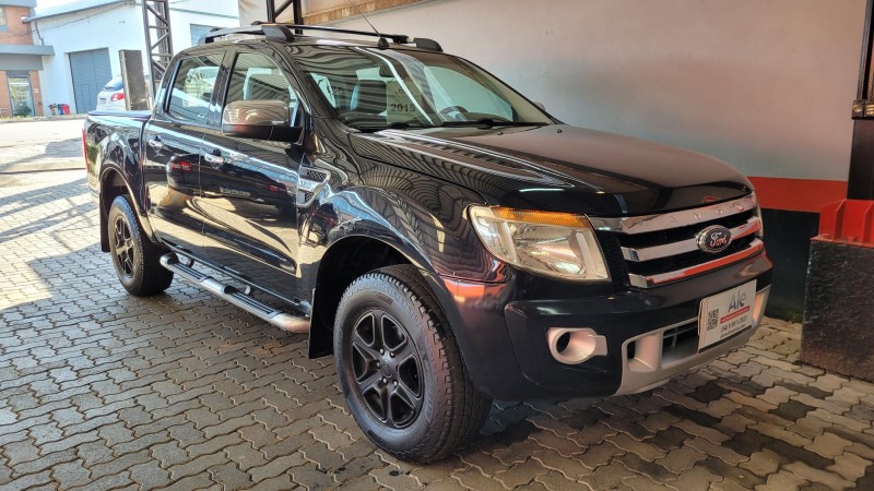 RANGER 3.2 XLT 4X4 CD 20V DIESEL 4P AUTOMÁTICO - 2015 - GARIBALDI