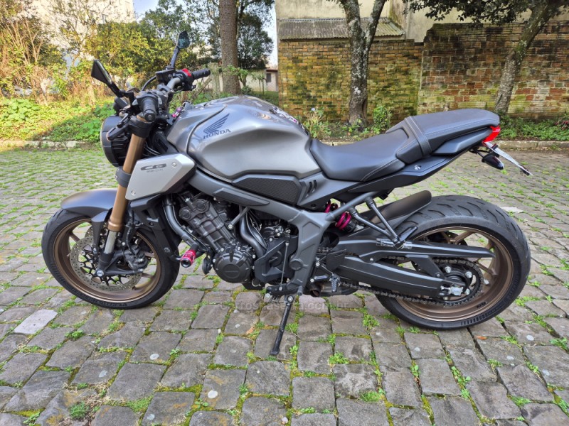 CB 650R  - 2020 - BENTO GONçALVES