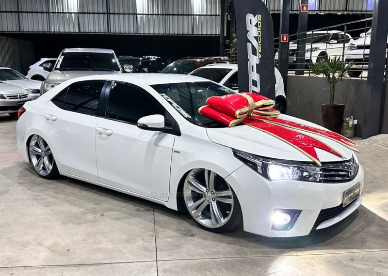 COROLLA 1.8 GLI 16V FLEX 4P AUTOMÁTICO - 2015 - CAMPO BOM