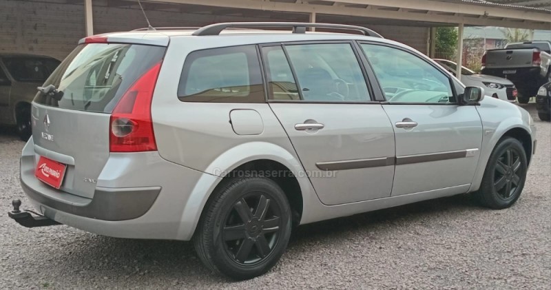 MÉGANE 1.6 DYNAMIQUE GRAND TOUR 16V FLEX 4P MANUAL - 2008 - CAXIAS DO SUL