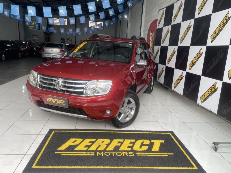 DUSTER 1.6 DYNAMIQUE 4X2 16V FLEX 4P MANUAL - 2014 - PORTãO