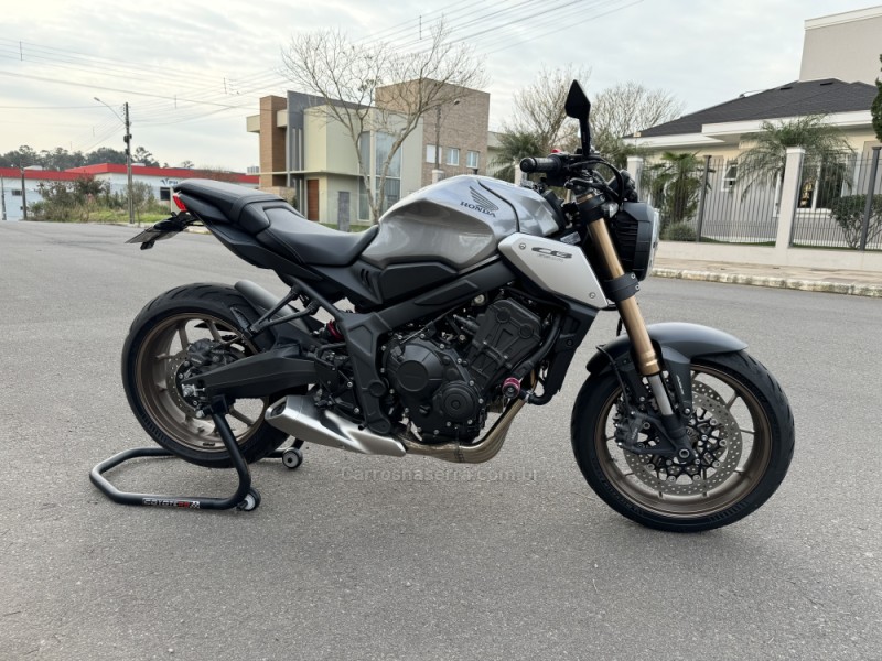 CB 650R  - 2020 - BENTO GONçALVES