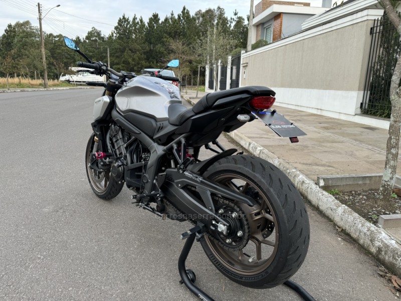 CB 650R  - 2020 - BENTO GONçALVES