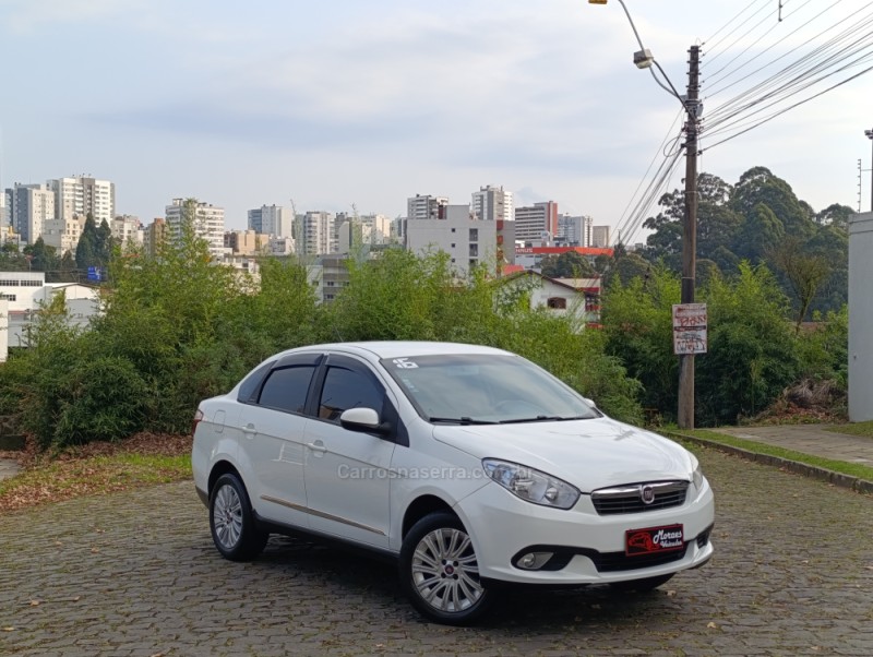 GRAND SIENA 1.6 MPI ESSENCE 16V FLEX 4P MANUAL - 2016 - CAXIAS DO SUL