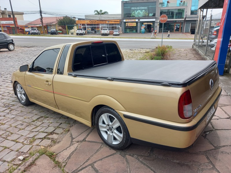 SAVEIRO 1.8 MI SUMMER CS 8V GASOLINA 2P MANUAL G.III - 2002 - CAXIAS DO SUL