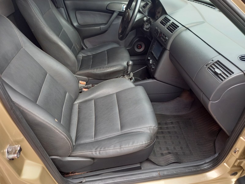 SAVEIRO 1.8 MI SUMMER CS 8V GASOLINA 2P MANUAL G.III - 2002 - CAXIAS DO SUL