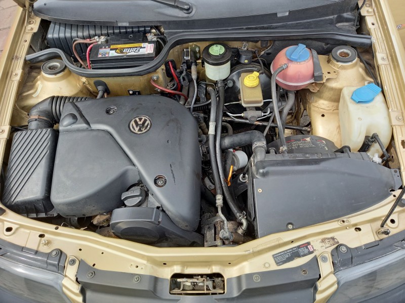 SAVEIRO 1.8 MI SUMMER CS 8V GASOLINA 2P MANUAL G.III - 2002 - CAXIAS DO SUL