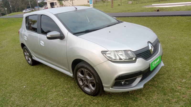 SANDERO 1.6 GT LINE LIMITED FLEX 4P MANUAL - 2017 - FARROUPILHA