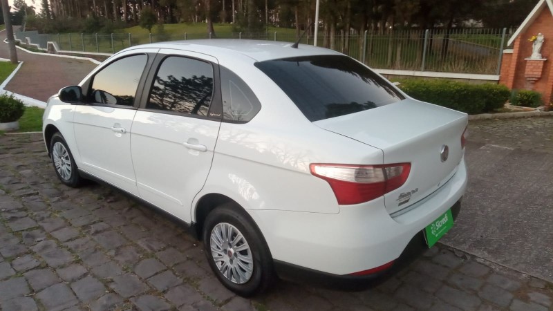 GRAND SIENA 1.4 MPI ATTRACTIVE 8V FLEX 4P MANUAL - 2013 - FARROUPILHA