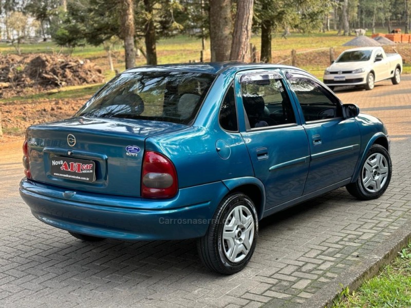 CORSA 1.0 MPFI MILENIUM SEDAN 8V GASOLINA 4P MANUAL - 2002 - CAXIAS DO SUL