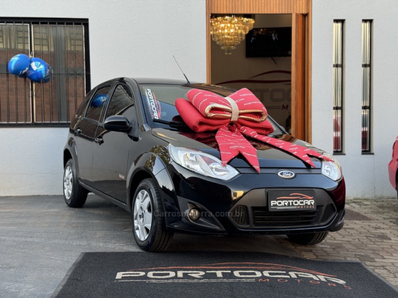 FIESTA 1.6 MPI 8V GASOLINA 4P MANUAL - 2011 - NOVO HAMBURGO