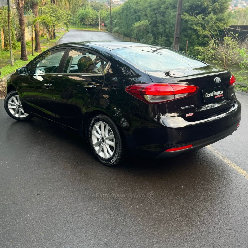 CERATO 1.6 16V SX4 FLEX 4P AUTOMÁTICO - 2017 - CAMPO BOM