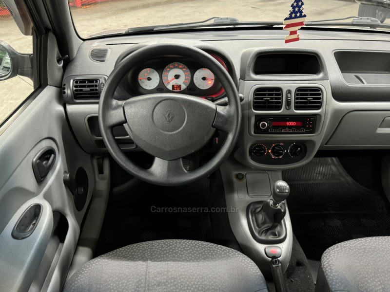 CLIO 1.0 AUTHENTIQUE 16V HI-FLEX 2P MANUAL - 2010 - CAXIAS DO SUL