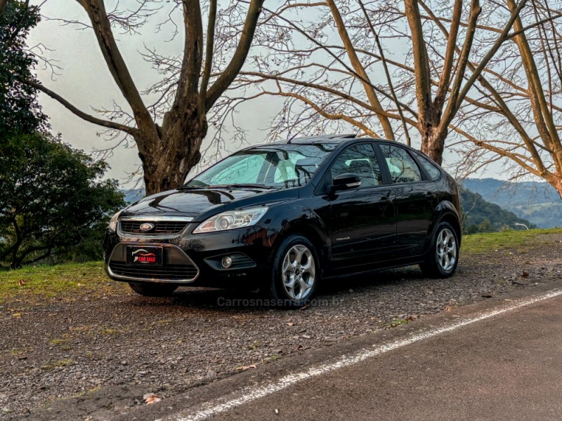 FOCUS 2.0 TITANIUM HATCH 16V FLEX 4P MANUAL - 2012 - BENTO GONçALVES