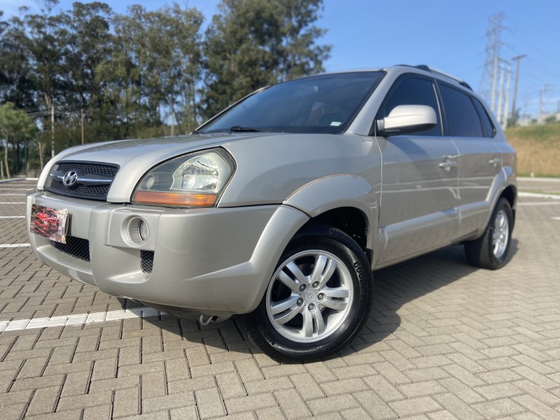 TUCSON 2.0 GL 2WD 16V GASOLINA 4P MANUAL - 2007 - CAXIAS DO SUL