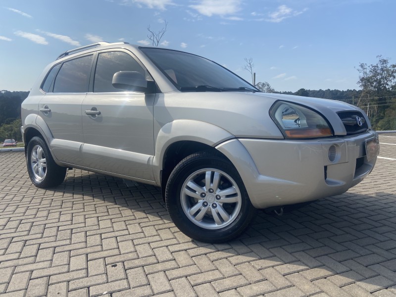 TUCSON 2.0 GL 2WD 16V GASOLINA 4P MANUAL - 2007 - CAXIAS DO SUL