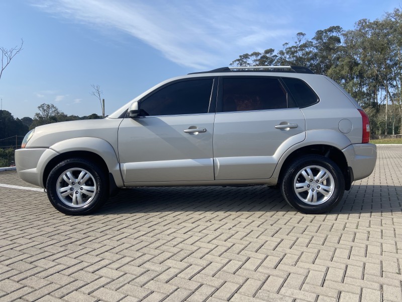 TUCSON 2.0 GL 2WD 16V GASOLINA 4P MANUAL - 2007 - CAXIAS DO SUL