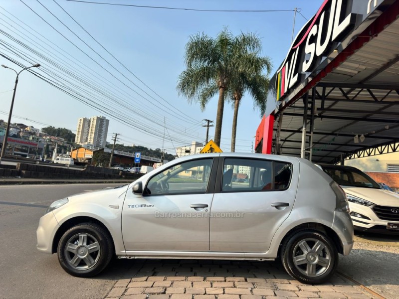 SANDERO 1.0 TECH RUN 16V FLEX 4P MANUAL - 2014 - CAXIAS DO SUL