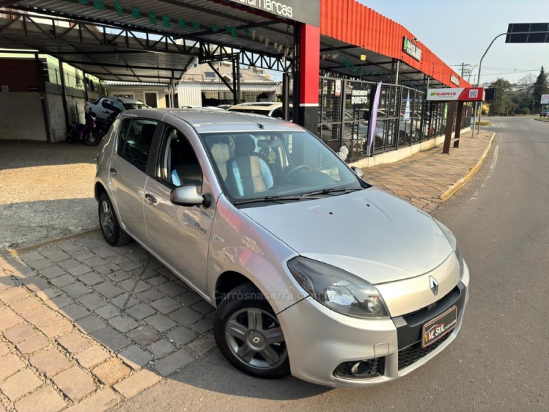 sandero 1.0 tech run 16v flex 4p manual 2014 caxias do sul