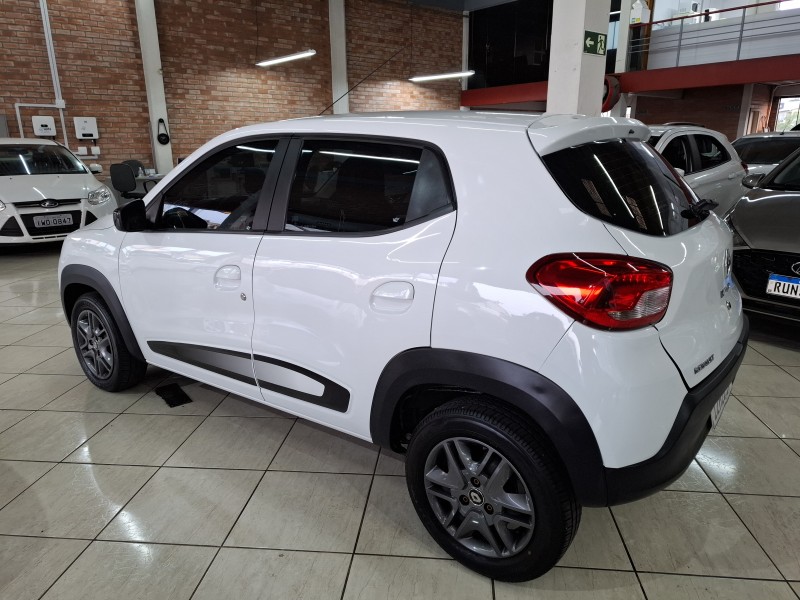 KWID 1.0 12V SCE FLEX INTENSE MANUAL - 2020 - FARROUPILHA