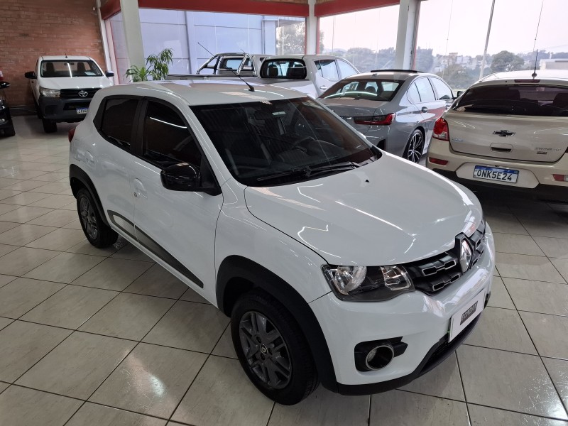 KWID 1.0 12V SCE FLEX INTENSE MANUAL - 2020 - FARROUPILHA