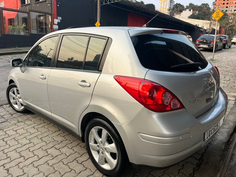 TIIDA 1.8 SL 16V FLEX 4P AUTOMÁTICO - 2011 - CAXIAS DO SUL