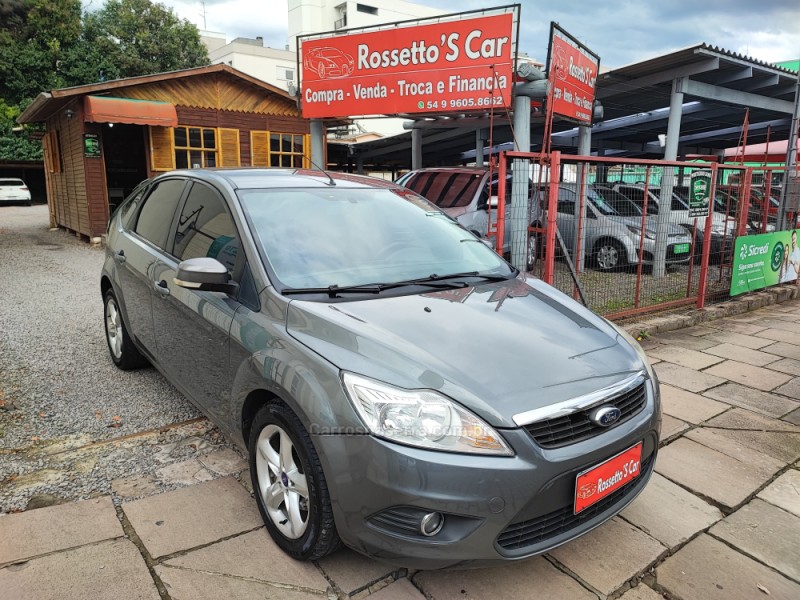 FOCUS 2.0 GLX 16V FLEX 4P MANUAL - 2012 - FARROUPILHA