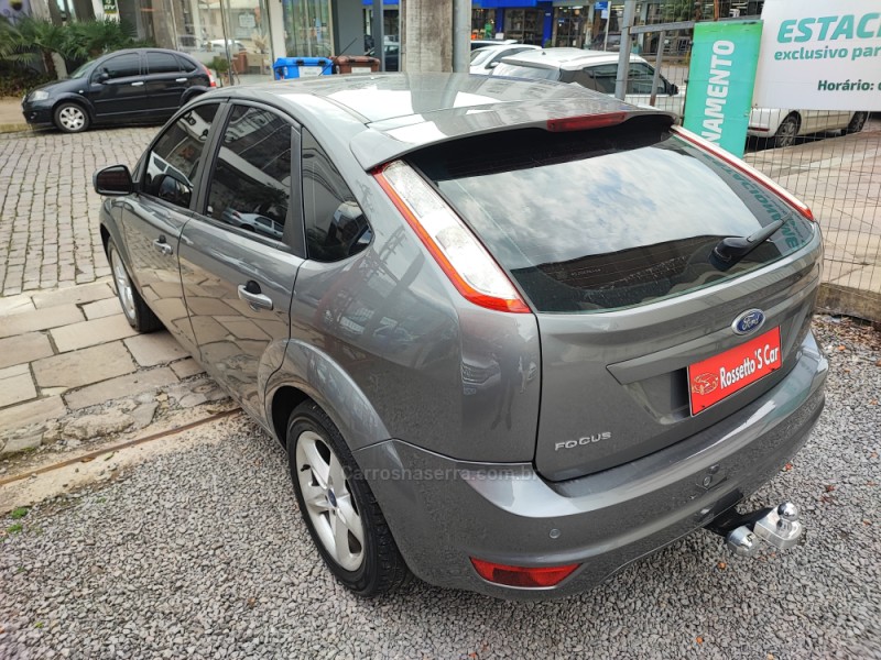 FOCUS 2.0 GLX 16V FLEX 4P MANUAL - 2012 - FARROUPILHA