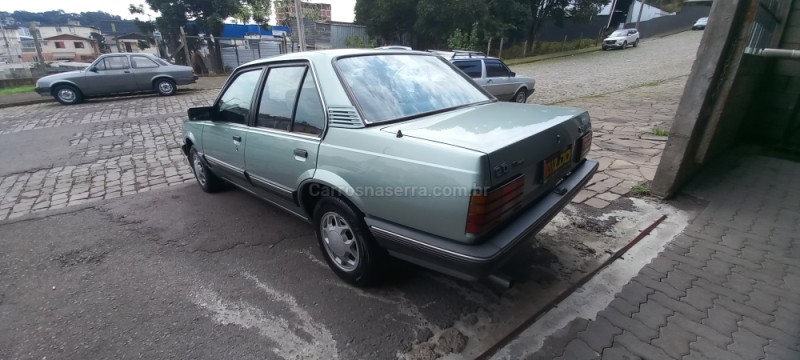 MONZA 1.8 SL/E 8V ÁLCOOL 4P MANUAL - 1989 - CAXIAS DO SUL