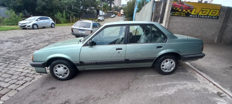 MONZA 1.8 SL/E 8V ÁLCOOL 4P MANUAL - 1989 - CAXIAS DO SUL